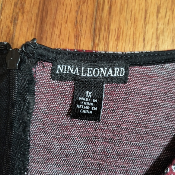 Nina Leonard Houndstooth and floral dress, women's 1X, gray and red - Picture 7 of 16